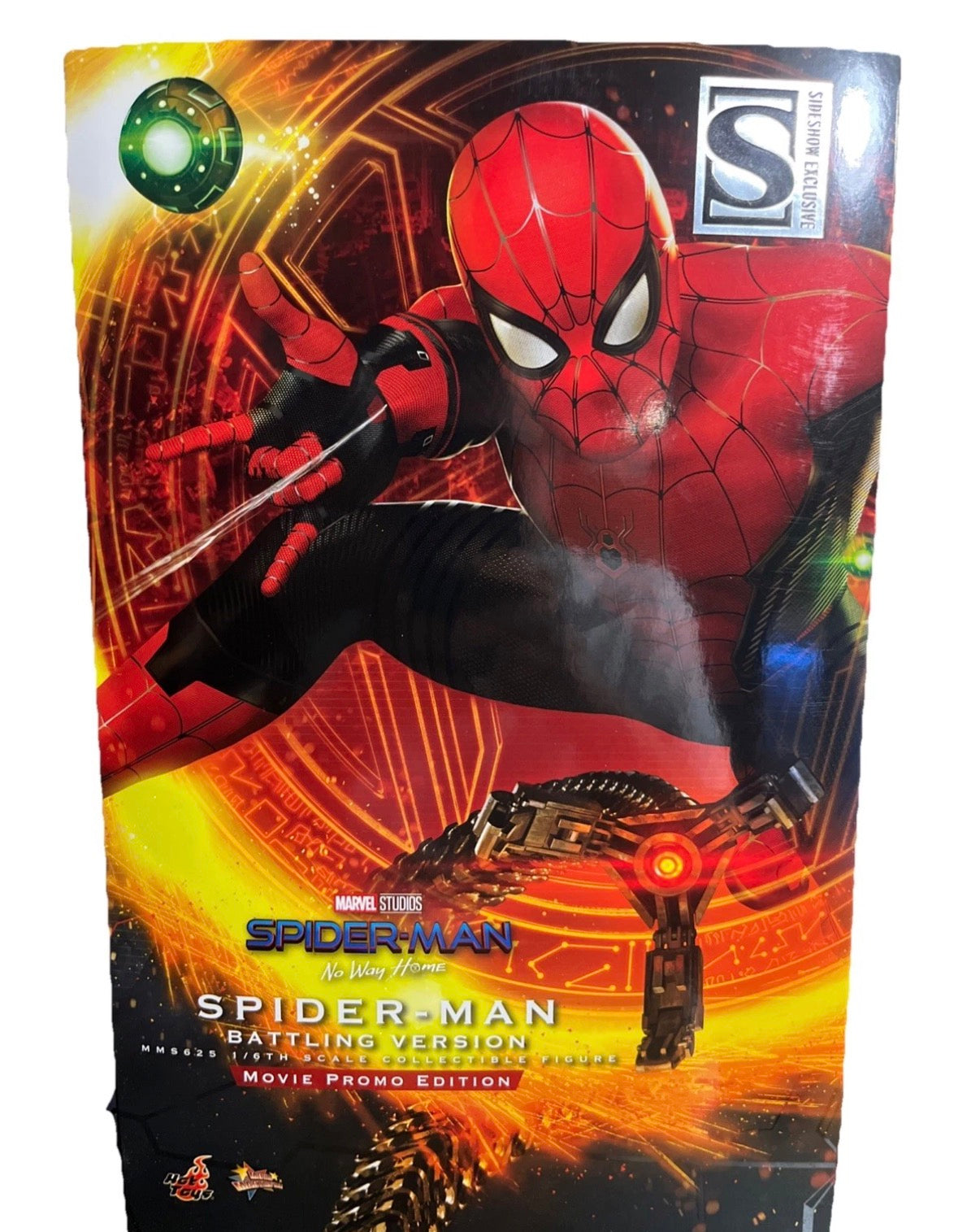 Hot Toys Spider-Man: No Way Home - Spider-Man (Battling Version) 1/6th Scale